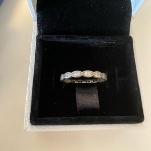 Pandora Ring